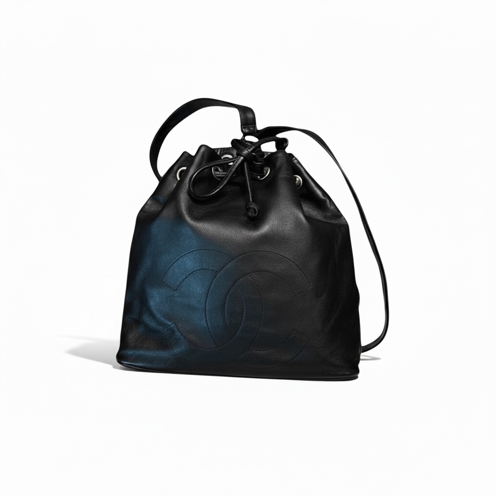 CHANEL Black Leather Backpack - Picture 4 of 9